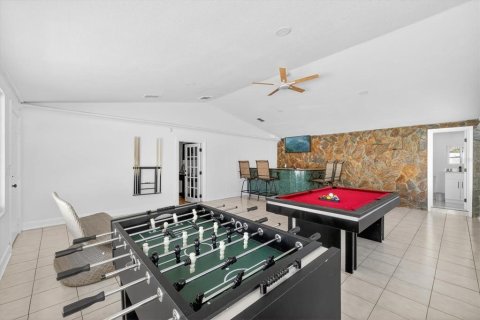 House in Tampa, Florida 3 bedrooms, 172.43 sq.m. № 2112398 - photo 25