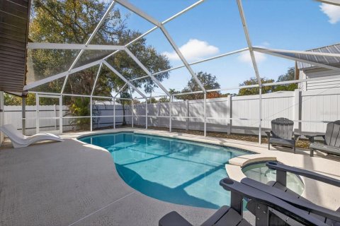 House in Tampa, Florida 3 bedrooms, 172.43 sq.m. № 2112398 - photo 26