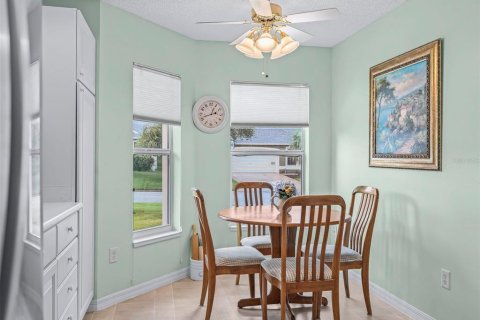 Villa ou maison à vendre à The Villages, Floride: 3 chambres, 165.83 m2 № 2329619 - photo 10