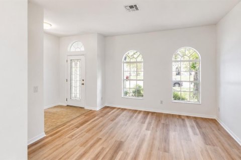 Купить виллу или дом в Уэсли-Чепел, Флорида 6 комнат, 209.96м2, № 2156035 - фото 2