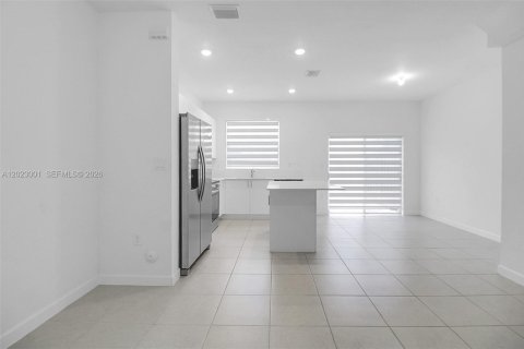 Touwnhouse à louer à Homestead, Floride: 3 chambres, 123.37 m2 № 2257120 - photo 8