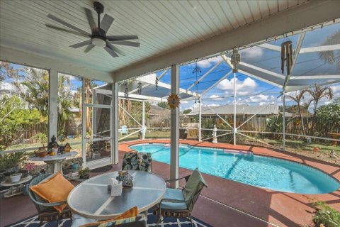 House in Port St. Lucie, Florida 3 bedrooms, 127.37 sq.m. № 2083530 - photo 21