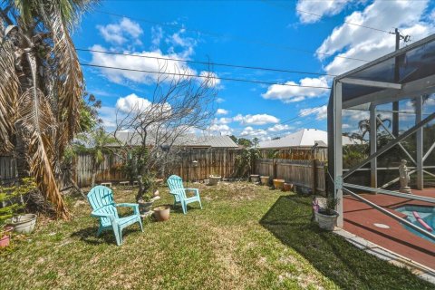 House in Port St. Lucie, Florida 3 bedrooms, 127.37 sq.m. № 2083530 - photo 25