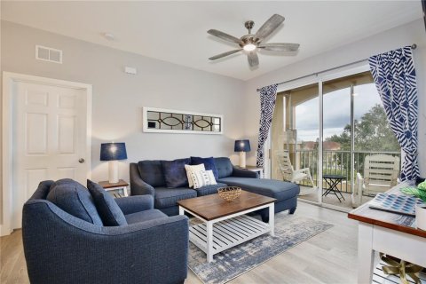 Condominio en venta en Kissimmee, Florida, 3 dormitorios, 115.76 m2 № 2145371 - foto 2
