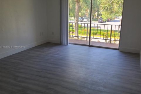 Appartement à louer à Miami, Floride: 2 chambres, 94.95 m2 № 1956649 - photo 6