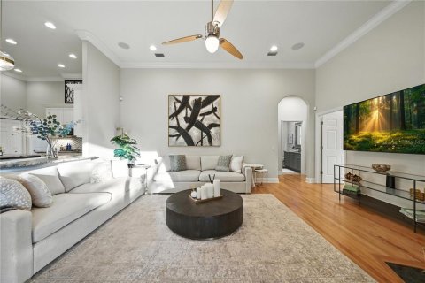House in Tampa, Florida 4 bedrooms, 290.23 sq.m. № 1877290 - photo 13