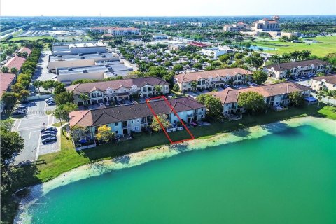 Adosado en venta en Homestead, Florida, 3 dormitorios, 178.93 m2 № 1861166 - foto 11