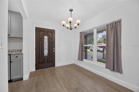 Villa ou maison à louer à Tampa, Floride: 3 chambres, 96.25 m2 № 2096087 - photo 9