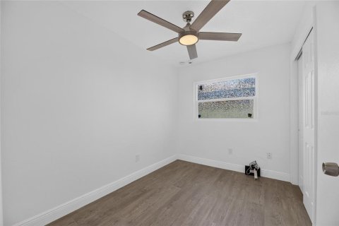 Villa ou maison à louer à Tampa, Floride: 3 chambres, 96.25 m2 № 2096087 - photo 19