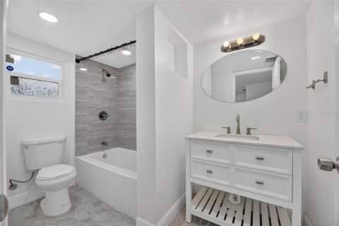 Villa ou maison à louer à Tampa, Floride: 3 chambres, 96.25 m2 № 2096087 - photo 3