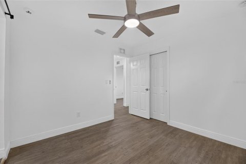 Villa ou maison à louer à Tampa, Floride: 3 chambres, 96.25 m2 № 2096087 - photo 24