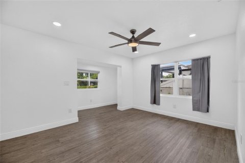 Villa ou maison à louer à Tampa, Floride: 3 chambres, 96.25 m2 № 2096087 - photo 17
