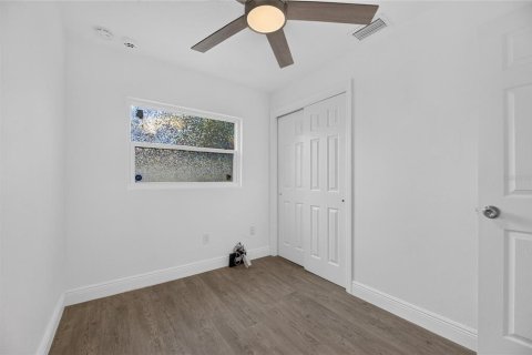 Villa ou maison à louer à Tampa, Floride: 3 chambres, 96.25 m2 № 2096087 - photo 23