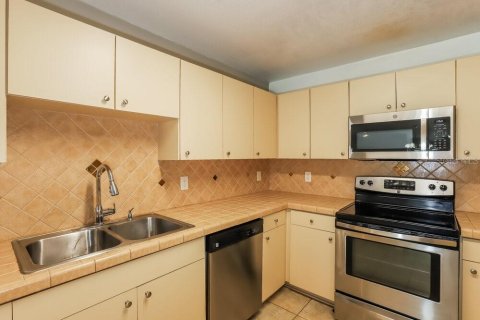 Villa ou maison à louer à Riverview, Floride: 3 chambres, 128.3 m2 № 2427494 - photo 7