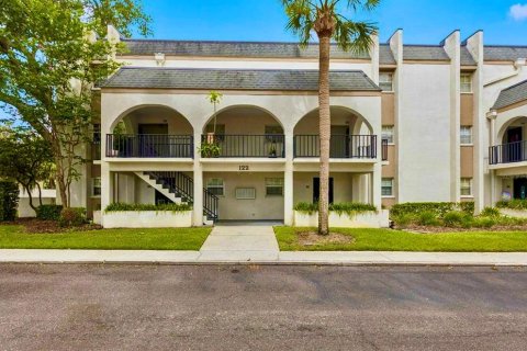 Condo in Brandon, Florida, 2 bedrooms  № 2342068