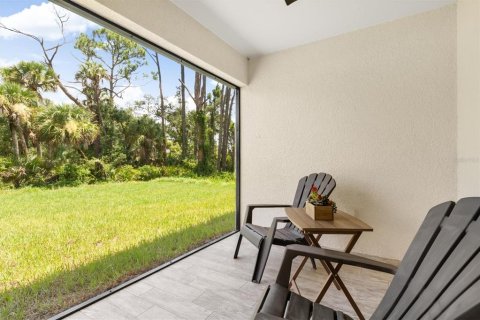 House in Port Charlotte, Florida 3 bedrooms, 146.14 sq.m. № 1882923 - photo 29