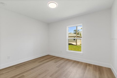 House in Port Charlotte, Florida 3 bedrooms, 146.14 sq.m. № 1882923 - photo 23