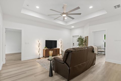 House in Port Charlotte, Florida 3 bedrooms, 146.14 sq.m. № 1882923 - photo 6
