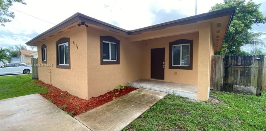 Casa en Miramar, Florida 3 dormitorios, 135.73 m2 № 2001693