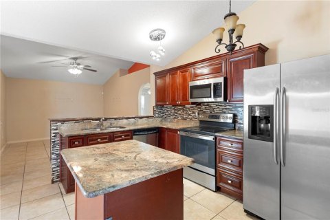 Casa en venta en Kissimmee, Florida, 3 dormitorios, 134.15 m2 № 1903901 - foto 4