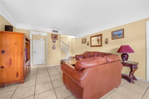 Touwnhouse à louer à Temple Terrace, Floride: 2 chambres, 102.56 m2 № 2115402 - photo 6