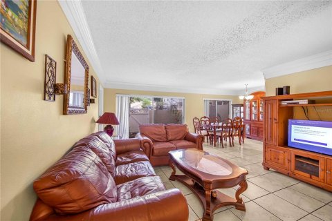 Touwnhouse à louer à Temple Terrace, Floride: 2 chambres, 102.56 m2 № 2115402 - photo 16