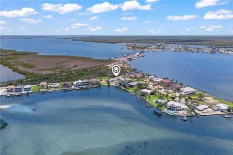 Hotel in Matlacha, Florida 687.48 sq.m. № 2383454 - photo 23