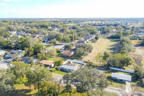 House in Apopka, Florida 4 bedrooms, 104.52 sq.m. № 1525787 - photo 26