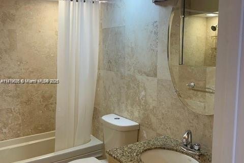 Condominio en alquiler en Hallandale Beach, Florida, 2 dormitorios, 101.45 m2 № 1927717 - foto 7