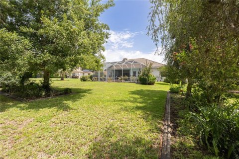 House in Inverness, Florida 3 bedrooms, 208.66 sq.m. № 2226448 - photo 25