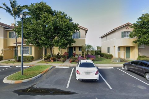 Adosado en North Lauderdale, Florida 2 dormitorios, 107.86 m2 № 2153683