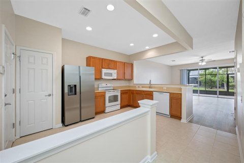 Adosado en venta en Tampa, Florida, 3 dormitorios, 150.69 m2 № 1793780 - foto 5