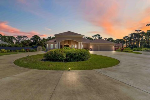 Villa ou maison à vendre à Englewood, Floride: 9 chambres, 495.91 m2 № 2144019 - photo 6