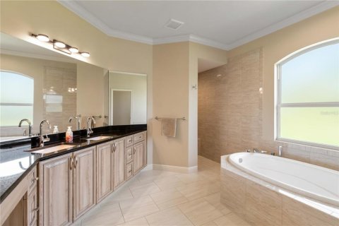 Villa ou maison à vendre à Englewood, Floride: 9 chambres, 495.91 m2 № 2144019 - photo 25