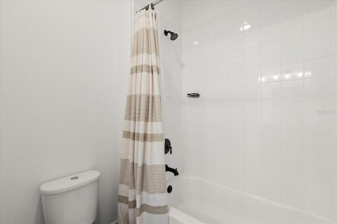 Adosado en venta en Apopka, Florida, 3 dormitorios, 200.76 m2 № 2100101 - foto 22