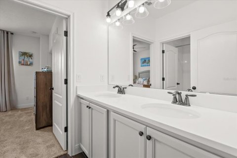 Adosado en venta en Apopka, Florida, 3 dormitorios, 200.76 m2 № 2100101 - foto 21