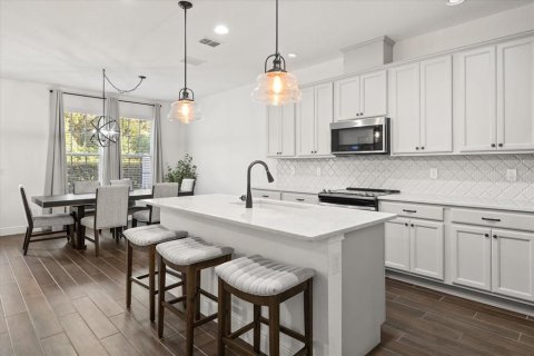 Adosado en venta en Apopka, Florida, 3 dormitorios, 200.76 m2 № 2100101 - foto 6