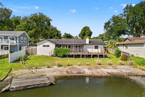 House in Altamonte Springs, Florida 3 bedrooms, 169.73 sq.m. № 2150308 - photo 27