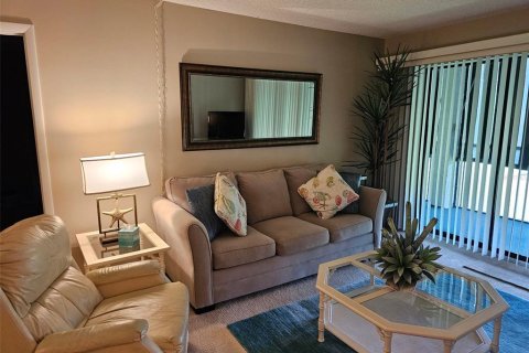 Condominio en alquiler en Bradenton, Florida, 2 dormitorios, 109.44 m2 № 1870985 - foto 6