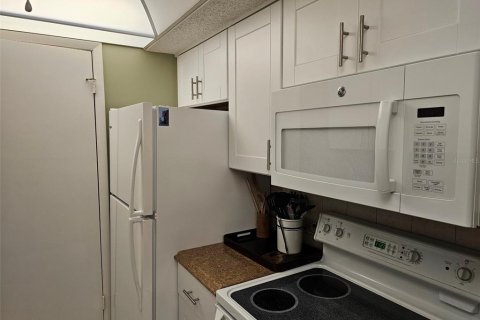 Condominio en alquiler en Bradenton, Florida, 2 dormitorios, 109.44 m2 № 1870985 - foto 7
