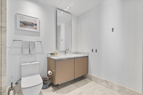 Copropriété à louer à Sunny Isles Beach, Floride: 3 chambres, 189.71 m2 № 2080876 - photo 10