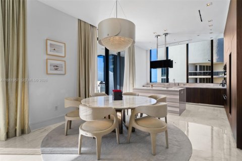 Copropriété à louer à Sunny Isles Beach, Floride: 3 chambres, 189.71 m2 № 2080876 - photo 14