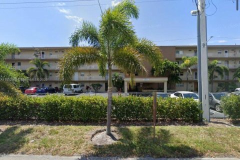 Condominio en Boynton Beach, Florida, 2 dormitorios № 2089024