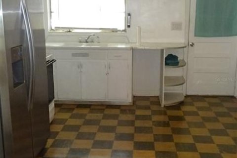 Villa ou maison à louer à Ocala, Floride: 2 chambres, 93.65 m2 № 2324860 - photo 10