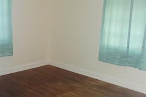 Villa ou maison à louer à Ocala, Floride: 2 chambres, 93.65 m2 № 2324860 - photo 15