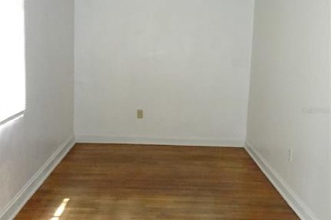 Villa ou maison à louer à Ocala, Floride: 2 chambres, 93.65 m2 № 2324860 - photo 8