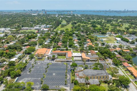 House in Miami, Florida 3 bedrooms, 117.71 sq.m. № 1858803 - photo 20