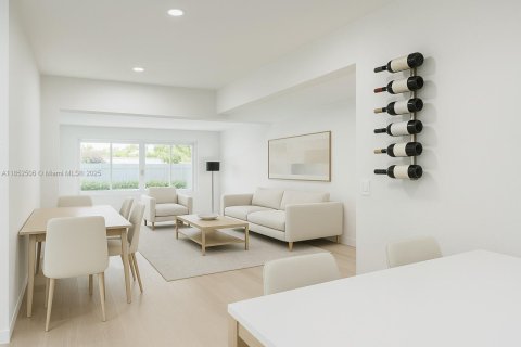 House in Miami, Florida 3 bedrooms, 117.71 sq.m. № 1858803 - photo 8