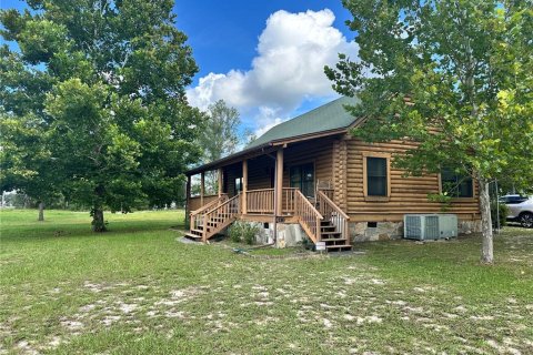 House in Bronson, Florida 3 bedrooms, 122.63 sq.m. № 1885487 - photo 2