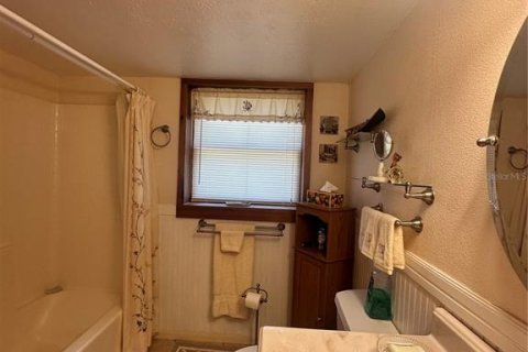 House in Bronson, Florida 3 bedrooms, 122.63 sq.m. № 1885487 - photo 18